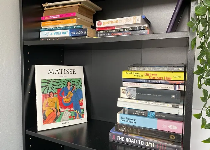 Apartment & Cozy Artistic Loft - Walk Everywhere