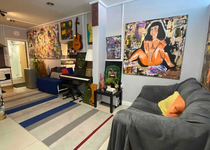 Apartman & Cozy Artistic Loft - Walk Everywhere